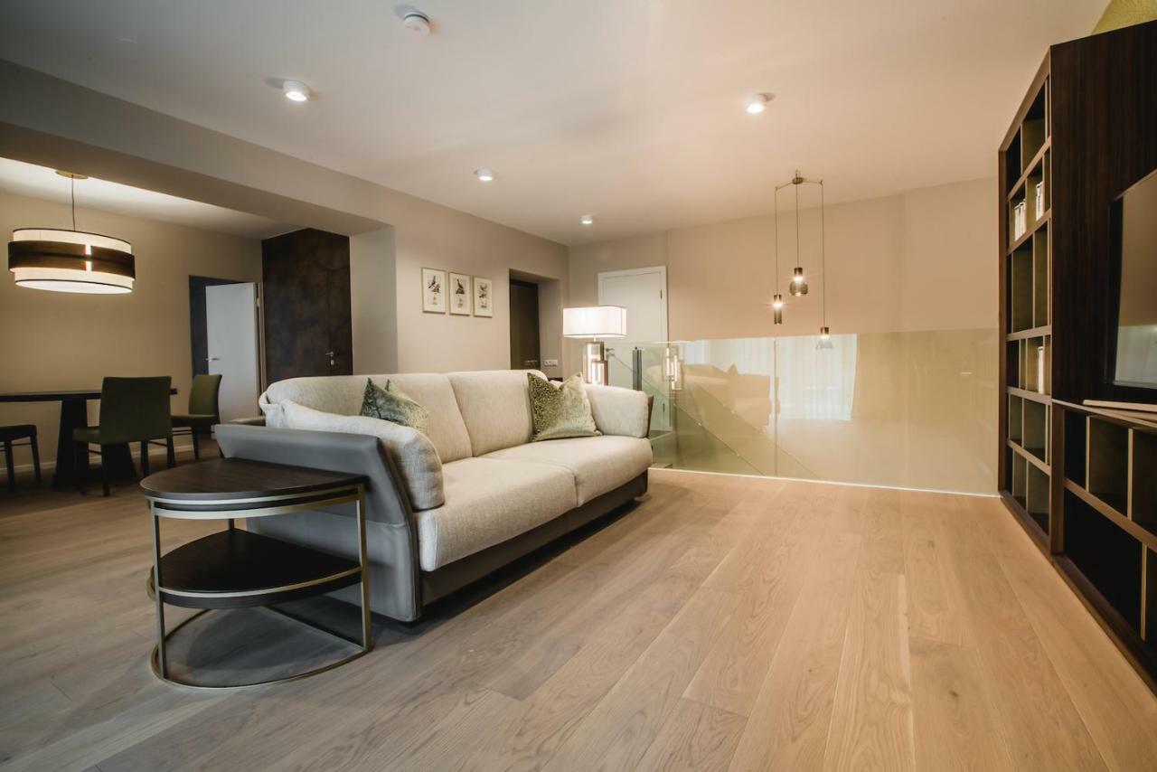 Karl Suites Palais Wessely Wina Bagian luar foto
