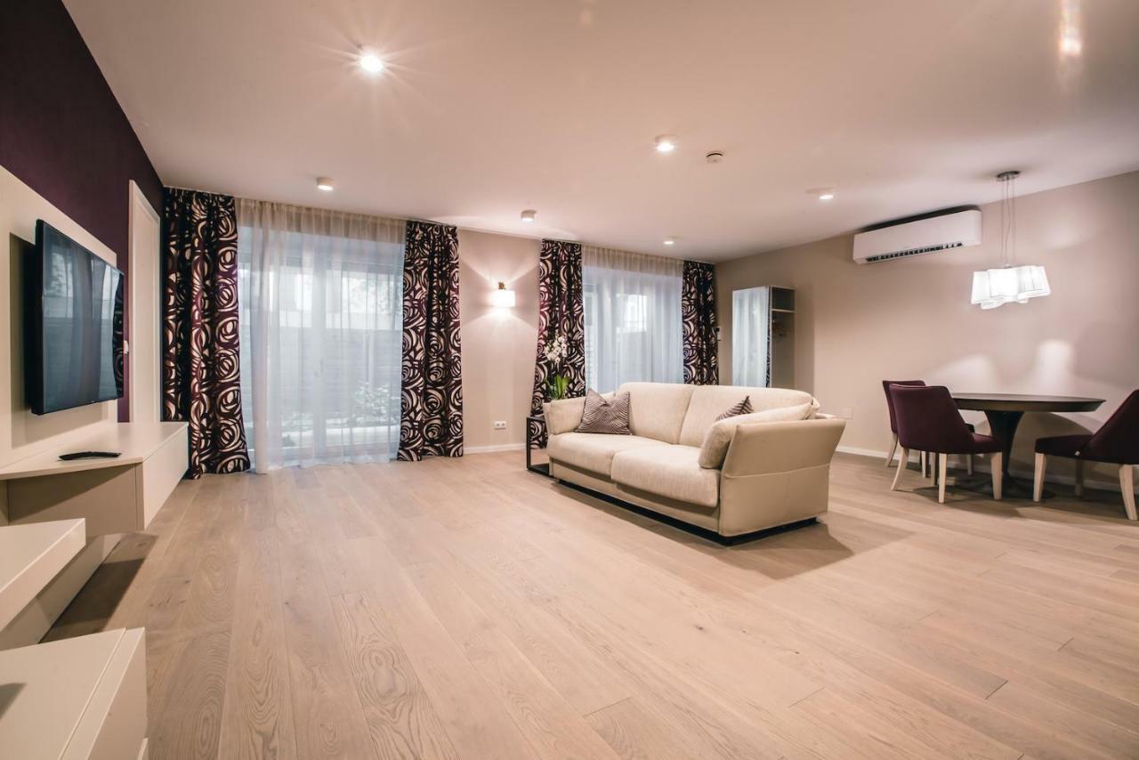 Karl Suites Palais Wessely Wina Bagian luar foto