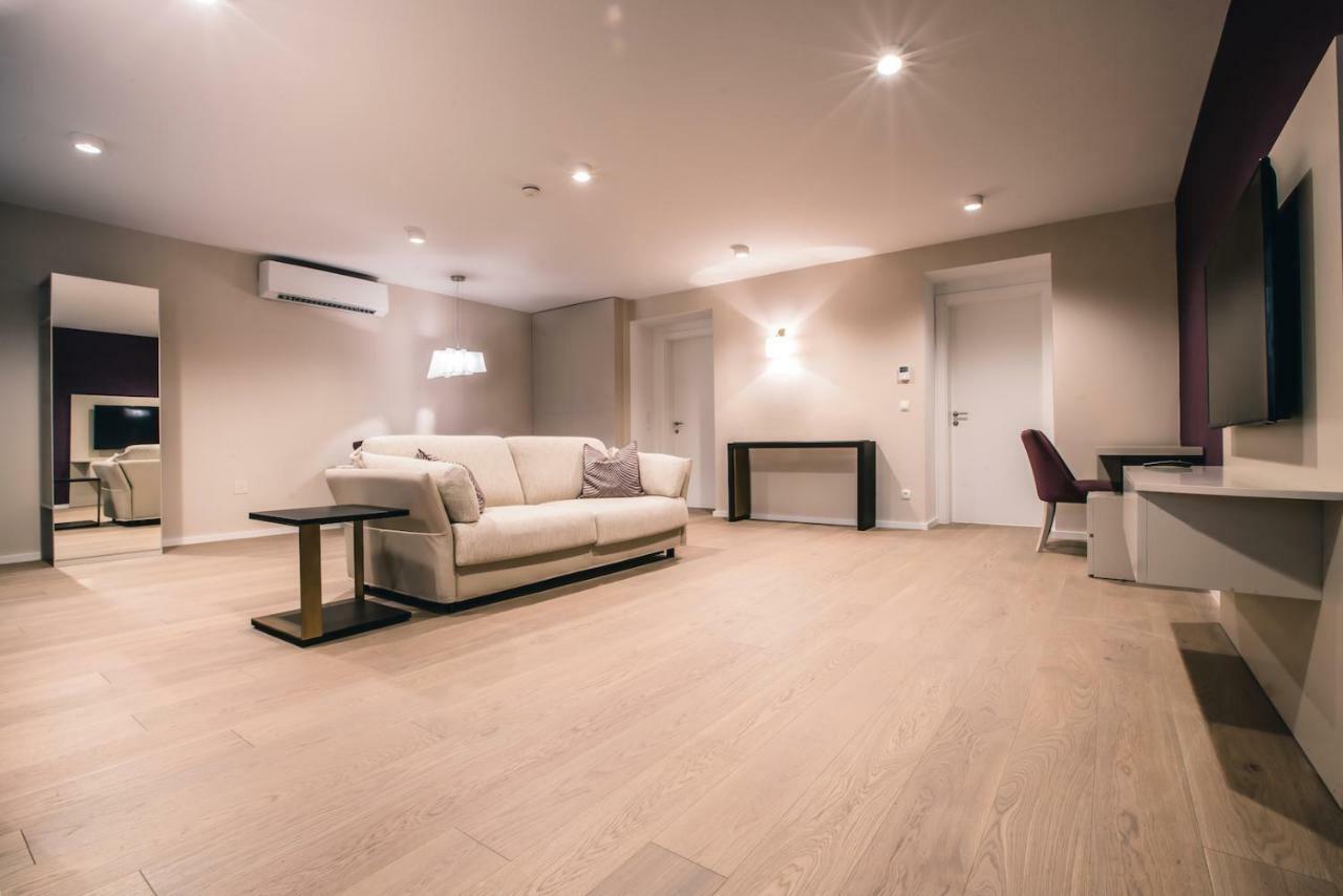 Karl Suites Palais Wessely Wina Bagian luar foto