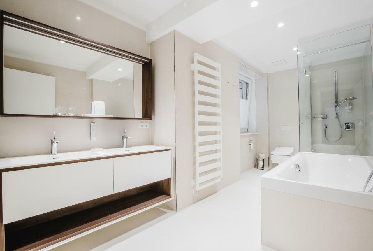 Karl Suites Palais Wessely Wina Bagian luar foto